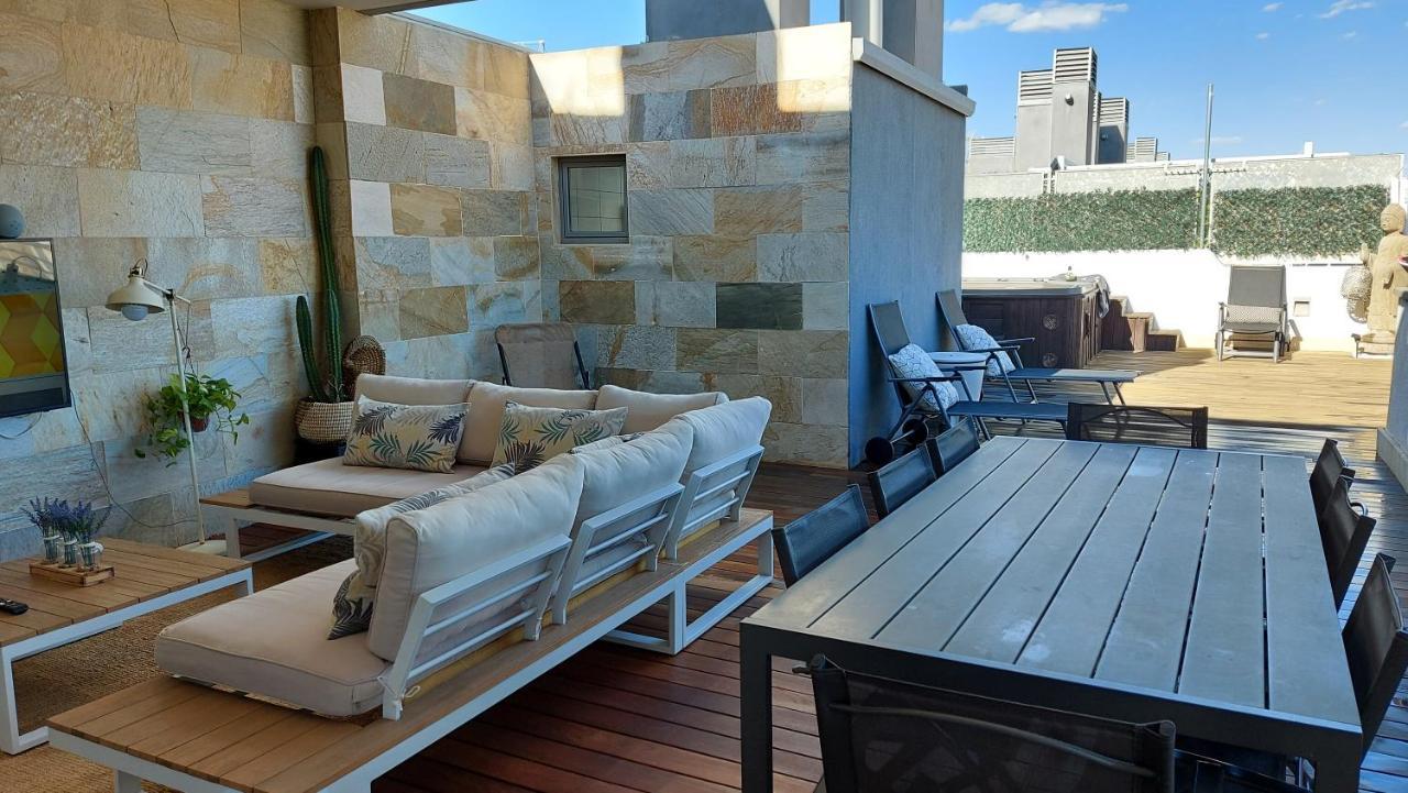 Atico De Lujo Con Jacuzzi Climatizado En Terraza Apartment Elche Ngoại thất bức ảnh